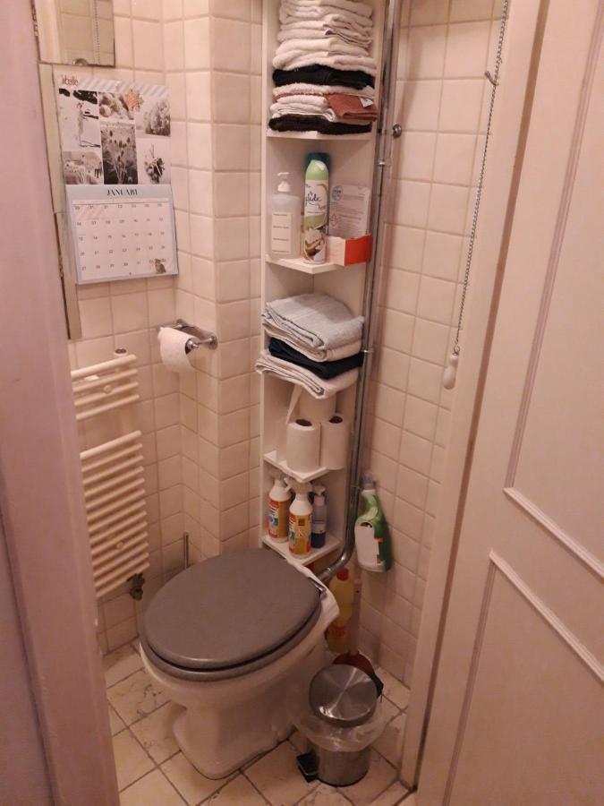 Homey Budget Bedroom Ámsterdam